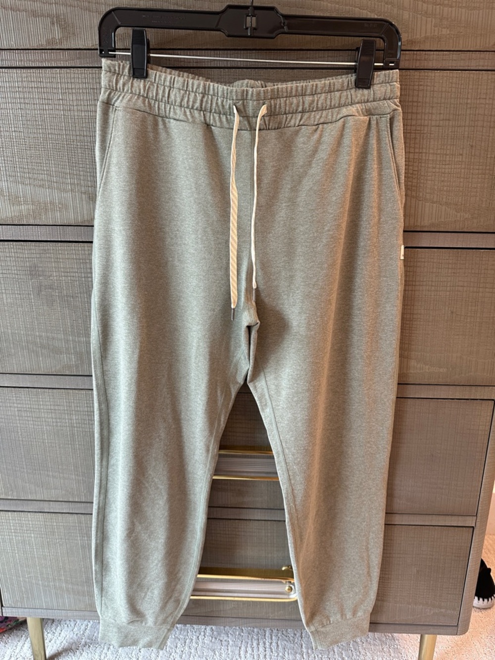 Vuori Sage Green Women’s Performance Joggers